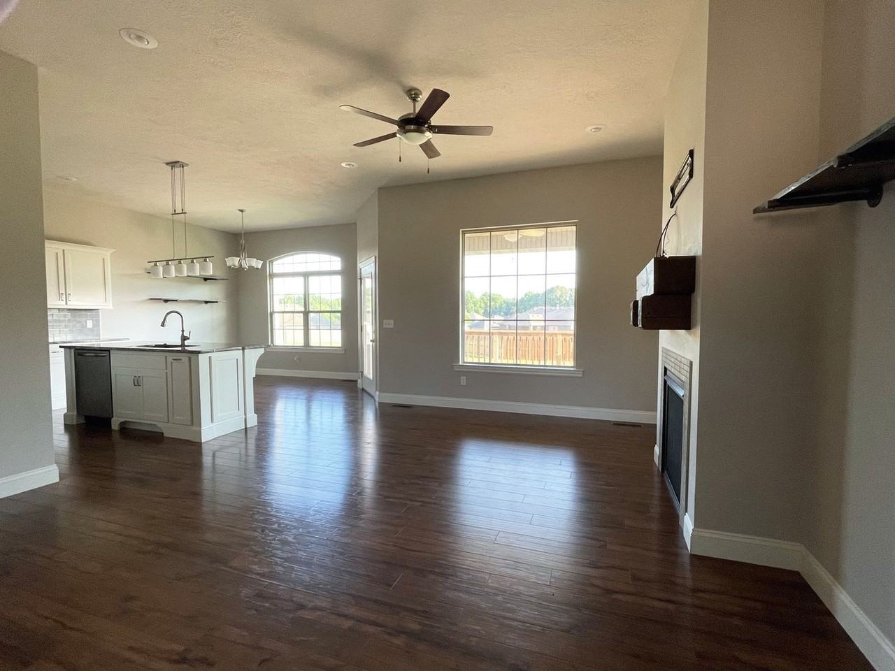 5638 E Gatehouse Dr - Photo 2 of 28