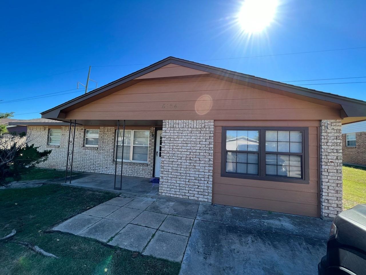 6954 Southwest Forest Avenue