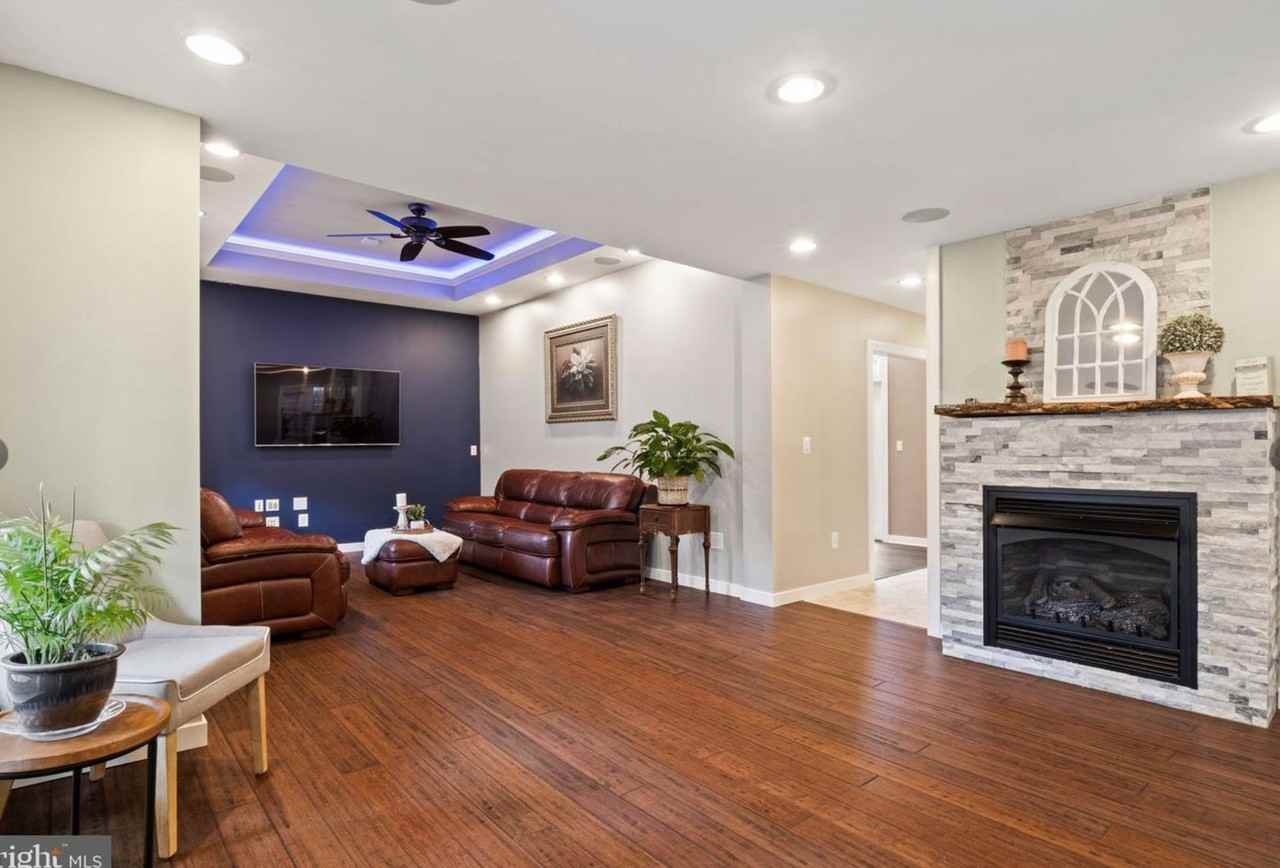 8514 Yorkshire Ln - Photo 2 of 16