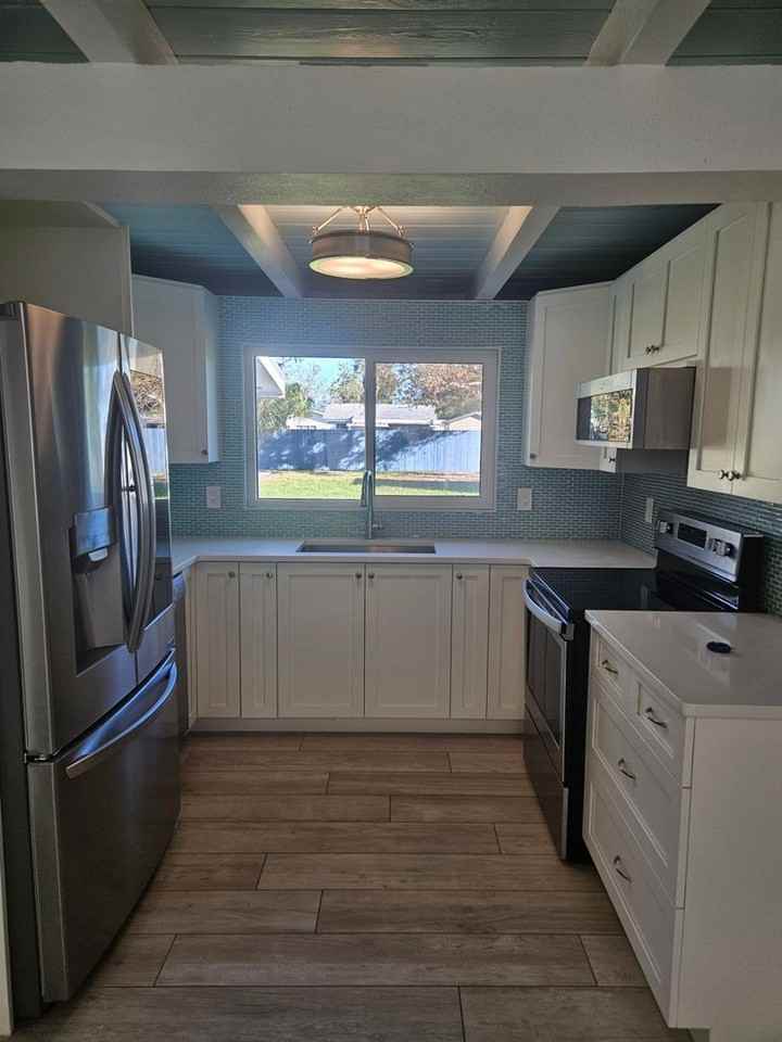 360 W Fray St - Photo 5 of 26