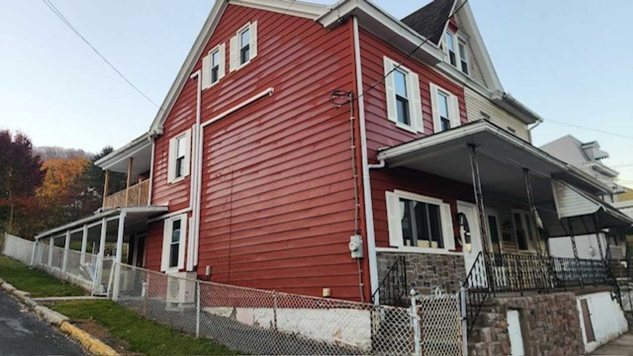 72 East Bacon Street - Photo 2 of 25