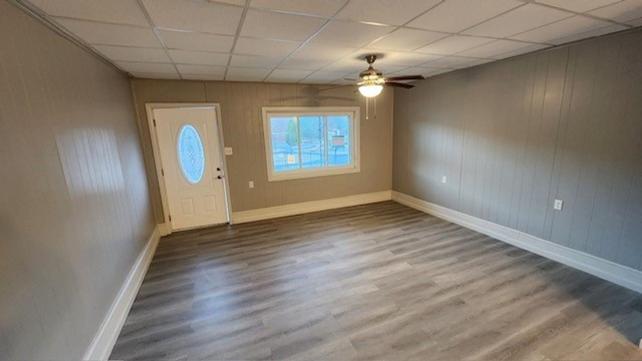 72 East Bacon Street - Photo 7 of 25