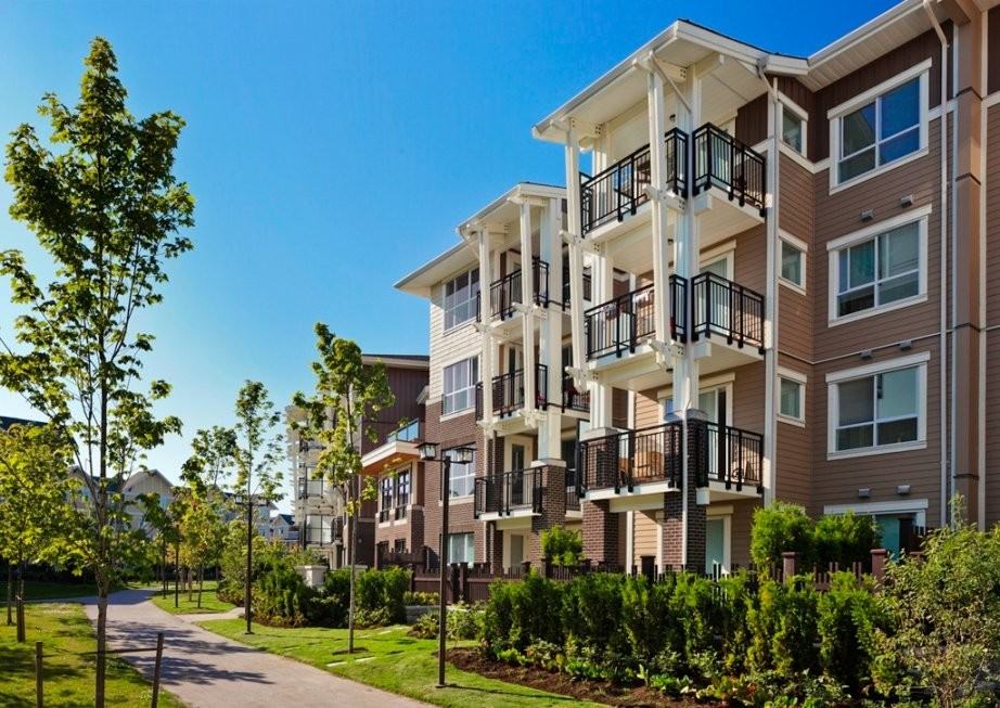 5885 Irmin Street - Photo 3 of 9