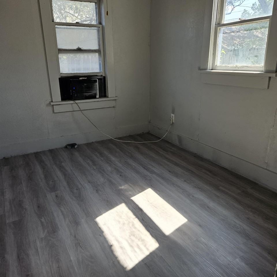 325 N Wells St #NA - Photo 3 of 19