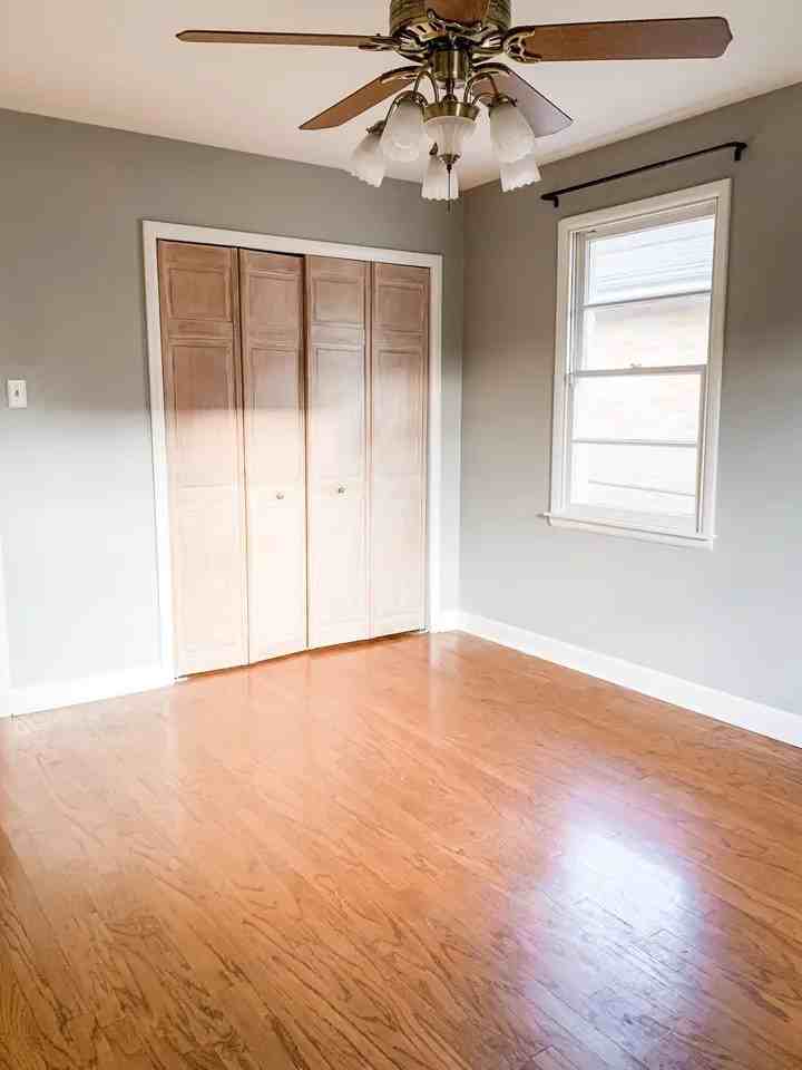 460 Beverly Garden Dr #NA - Photo 4 of 7