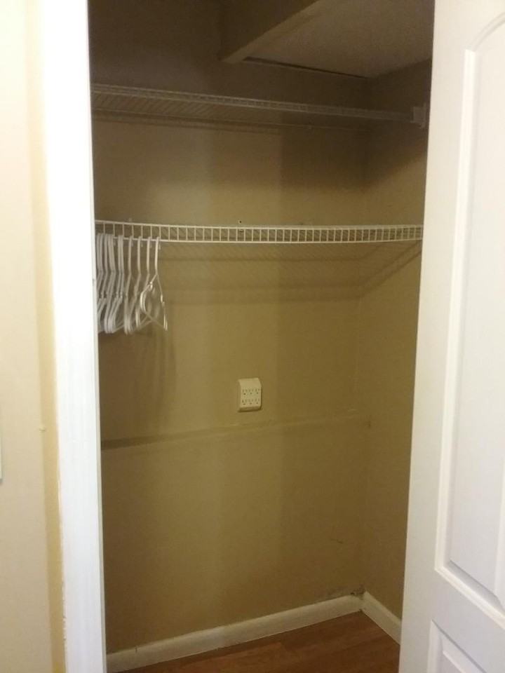 4966 Steve Reynolds Blvd - Photo 5 of 8