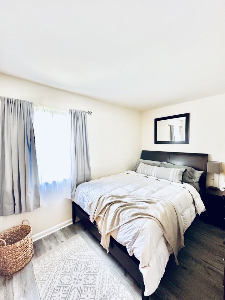 10394 Meadowhead Circle #NA - Photo 6 of 30