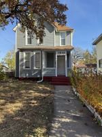 featured image of 2919 Grand St Ne #2