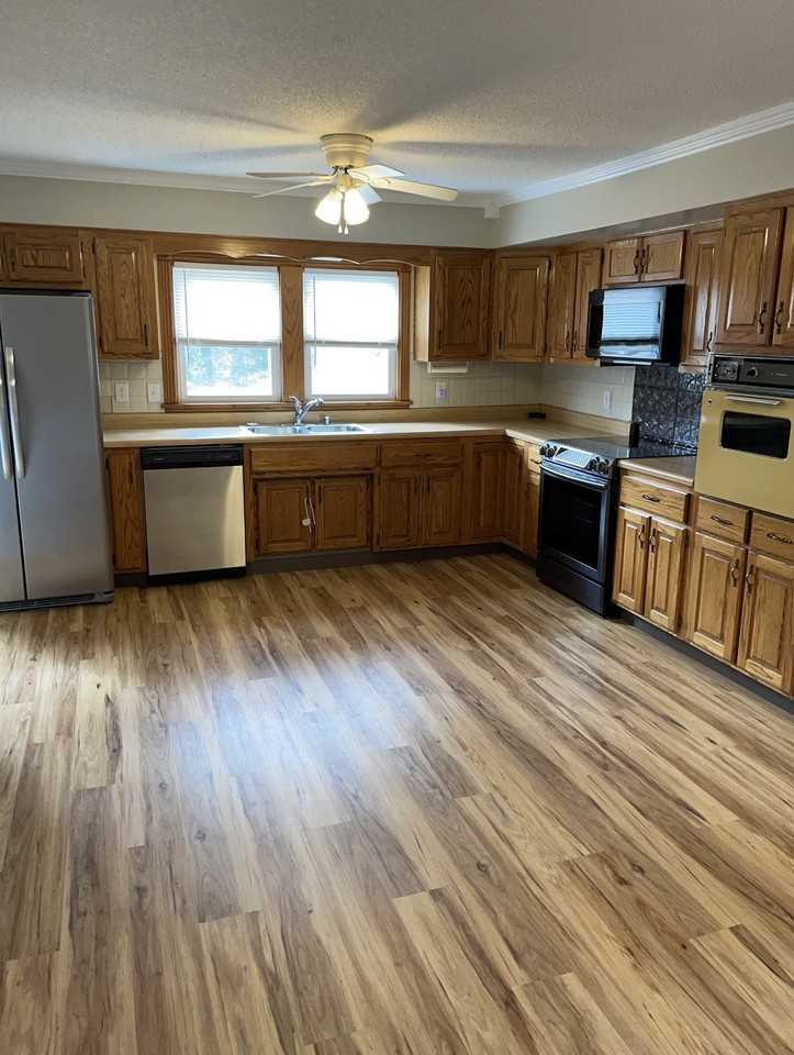 6550 Cumberland Falls Hwy #NA - Photo 3 of 13