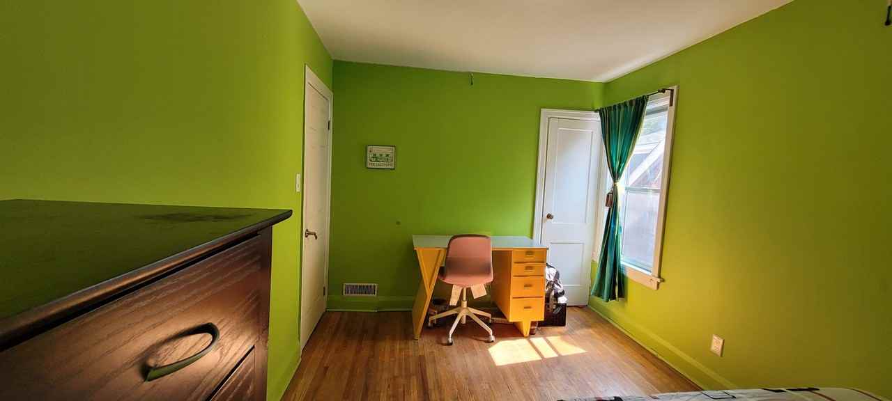 394 Sammon Avenue - Photo 3 of 12