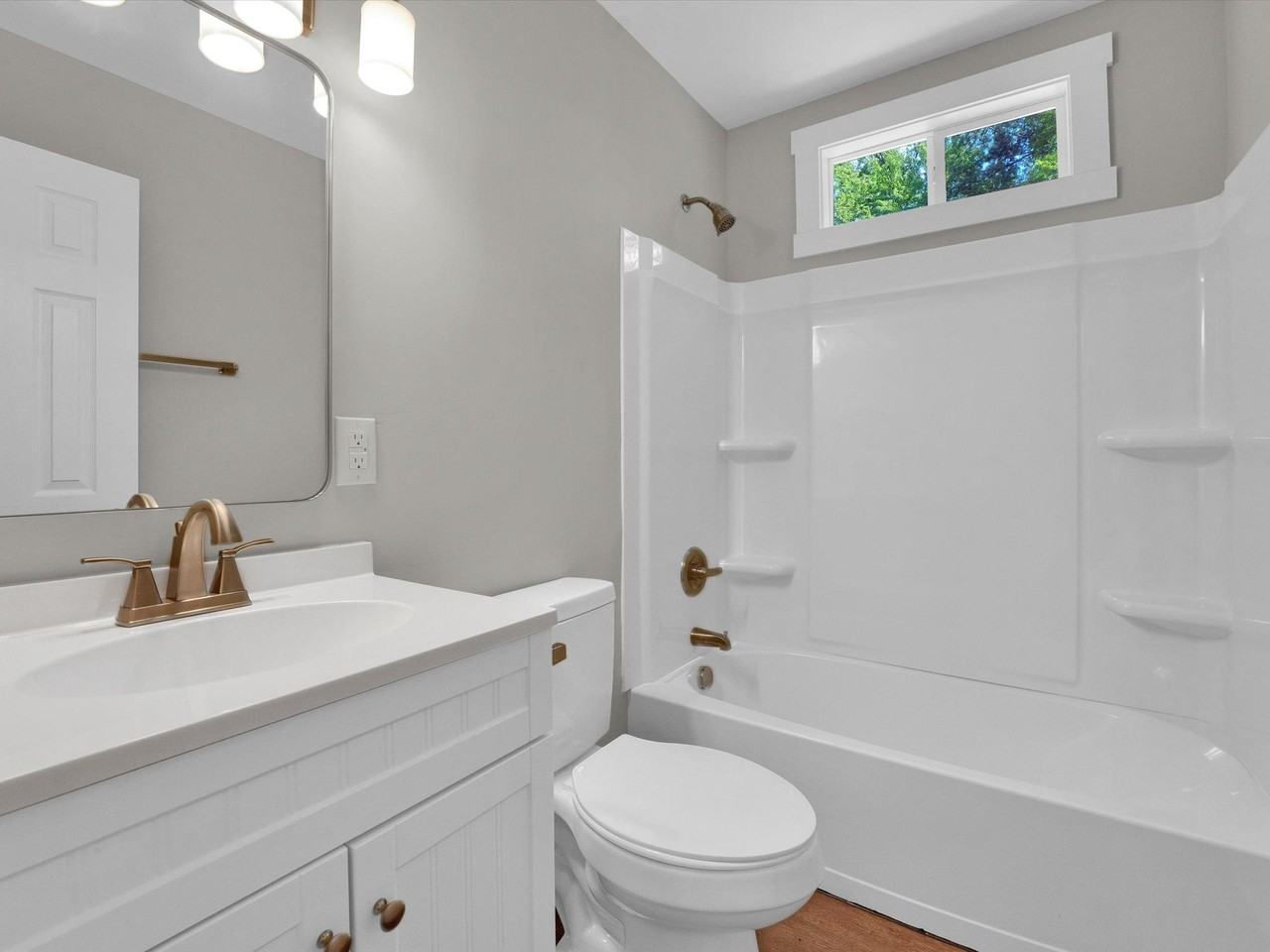 Labrook Dr - Photo 2 of 5