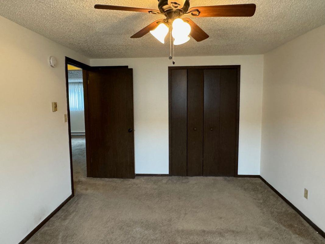 25 Barton Ct ##2 - Photo 4 of 9