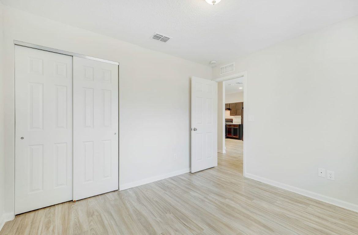 1108 Pike Path - Photo 3 of 16