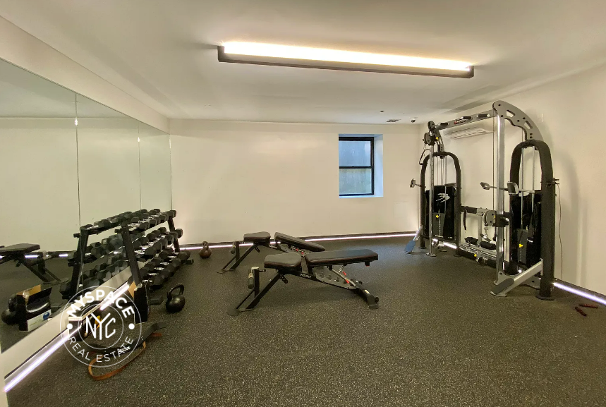 283 Powers St #1C - Photo 6 of 8