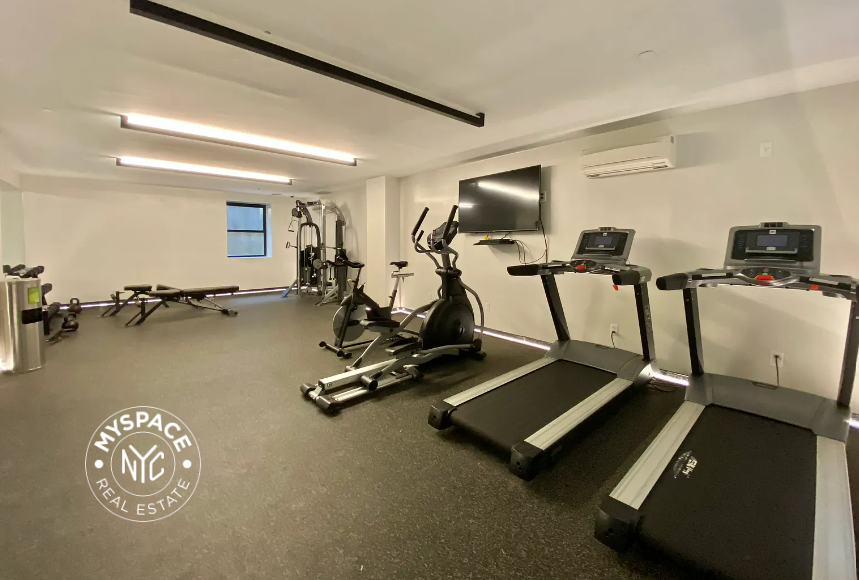 283 Powers St #1C - Photo 7 of 8