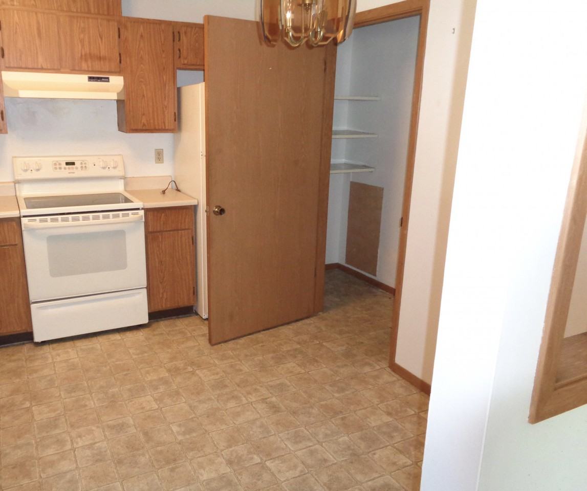 Maple Winds Village I - Photo 3 of 6