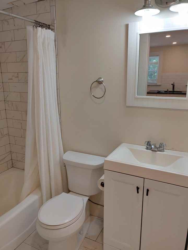 73 Lincoln Street - Photo 3 of 14