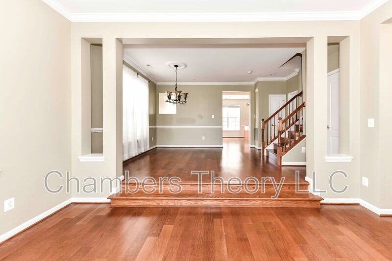 13592 Village Green Dr - Photo 2 of 38