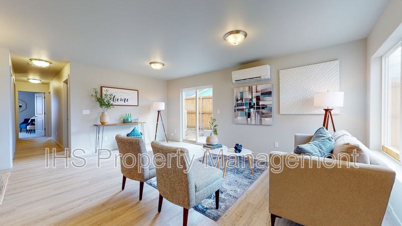 2513 E Helena St #A - Photo 2 of 20