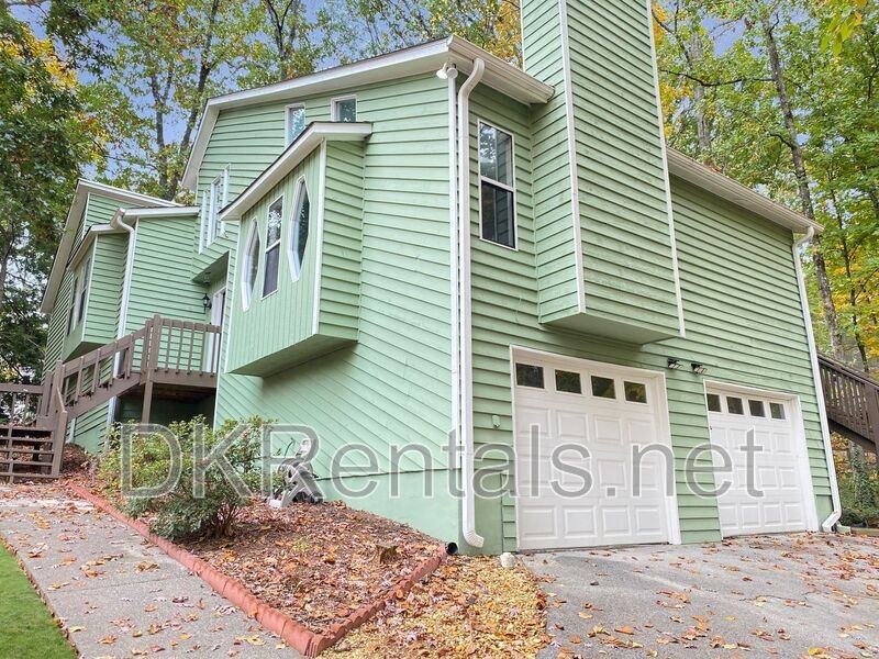 2136 Clementine Dr - Photo 4 of 38