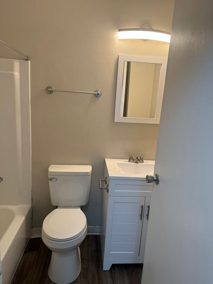 5382 Inlet Dr - Photo 6 of 8