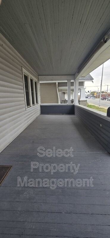 430 W State Blvd - Photo 2 of 29