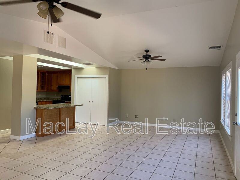 5348 W Banff Ln - Photo 3 of 11