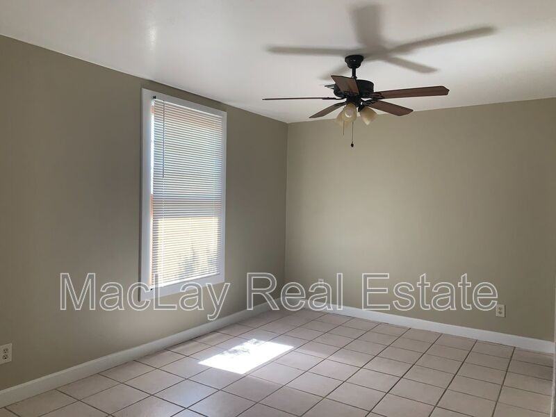 5348 W Banff Ln - Photo 5 of 11