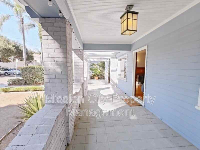 2022 Bath St - Photo 2 of 9