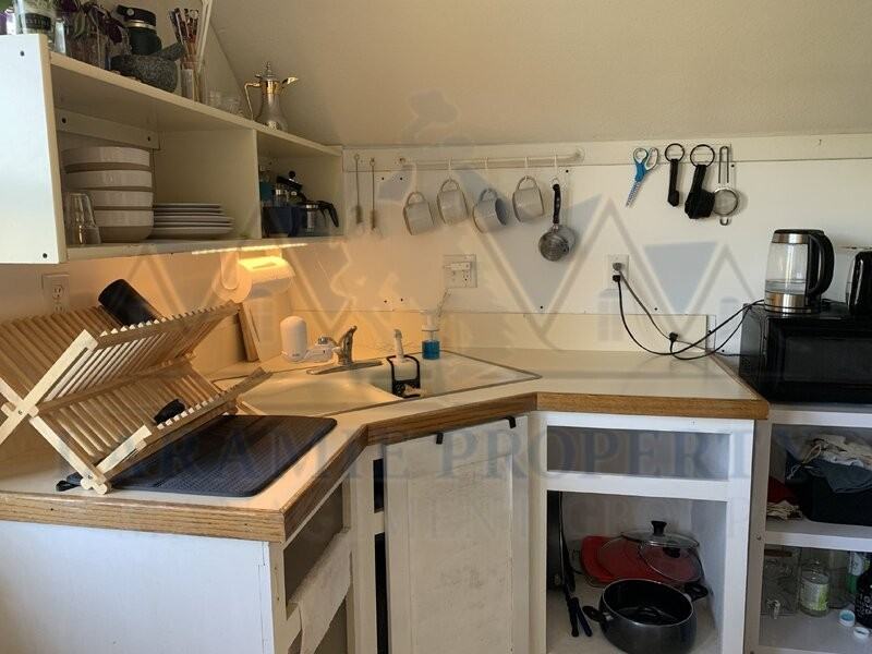 514 S 10th St #3 - Photo 3 of 11