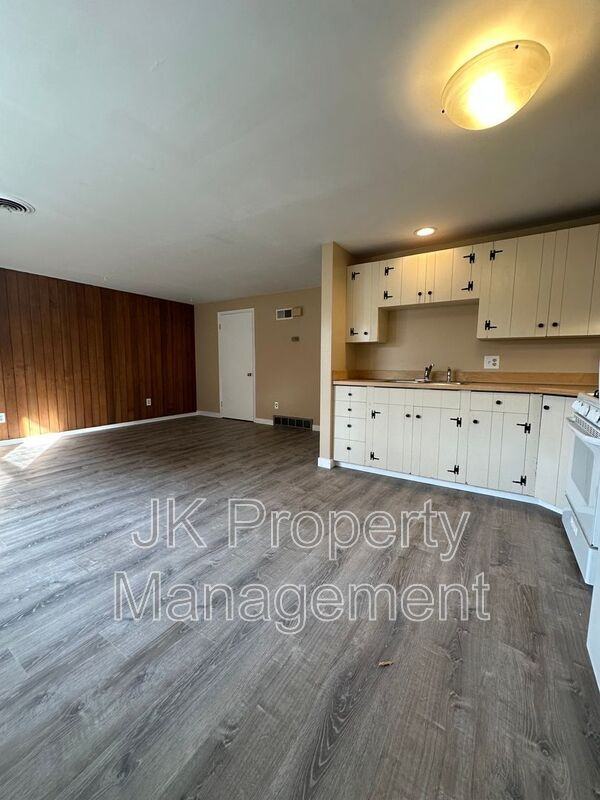 3208 11th Avenue South #09 - Photo 6 of 13