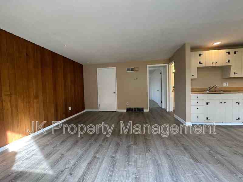 3208 11th Avenue South #09 - Photo 7 of 13