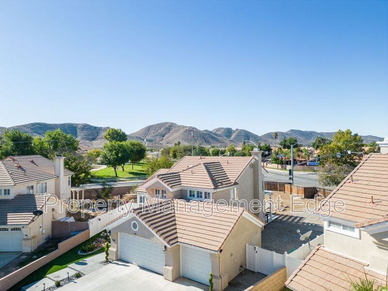 1741 Calathea Rd - Photo 6 of 50