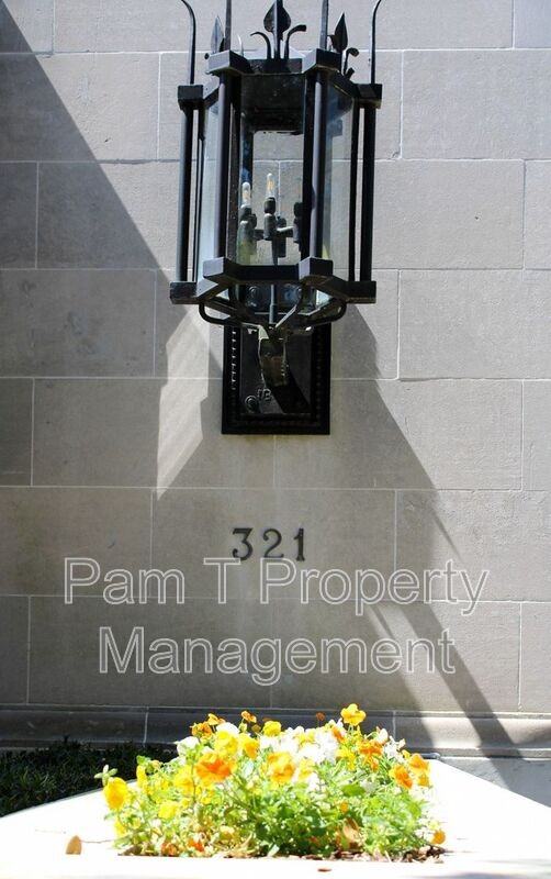 321 Abercorn St #108 - Photo 2 of 22