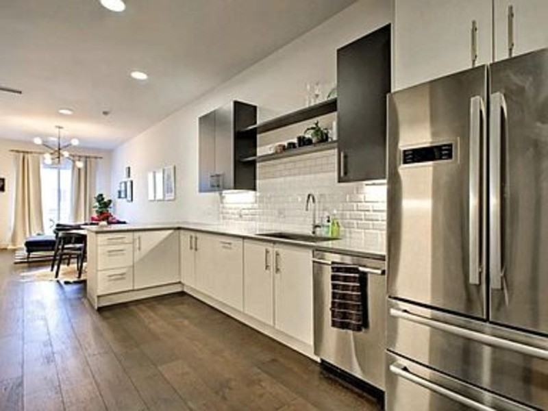 2530 Lawrence St - Photo 3 of 10