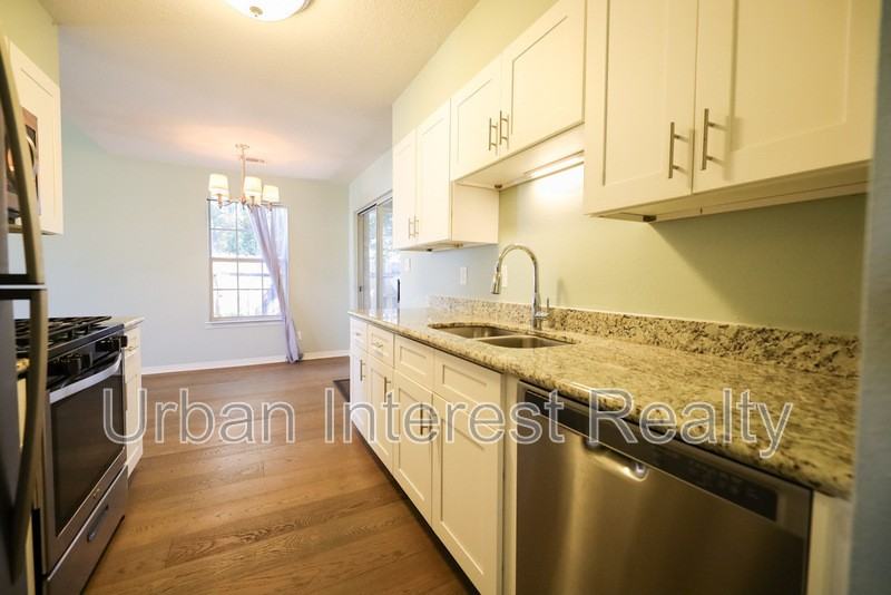 162 Lola Cir - Photo 5 of 15