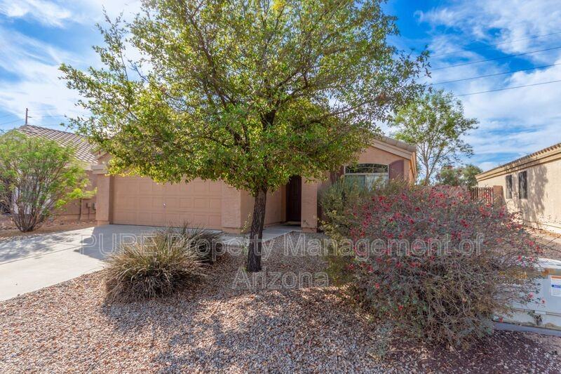 1816 S 106th Ln - Photo 5 of 34