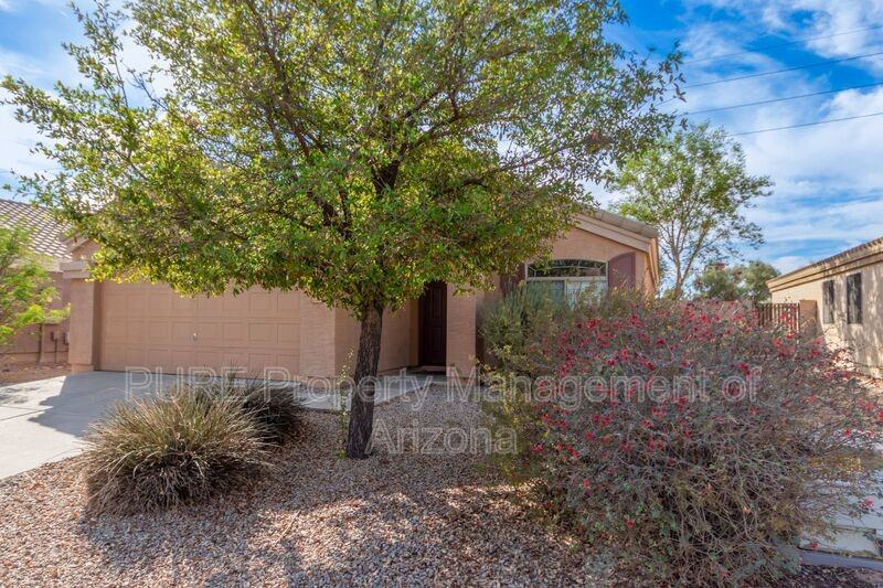 1816 S 106th Ln - Photo 6 of 34