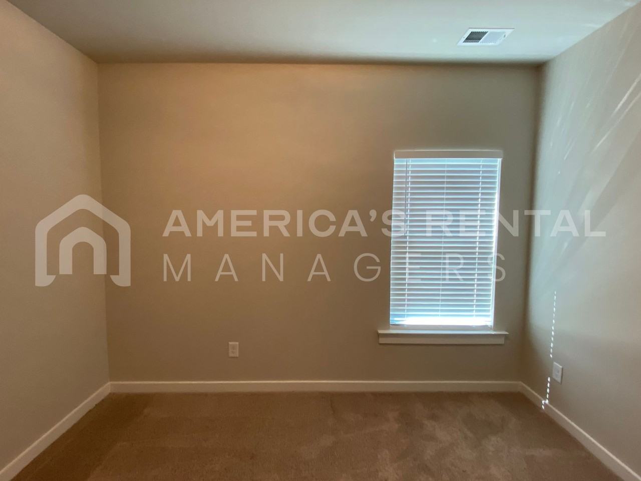 165 Avalon Way - Photo 6 of 34