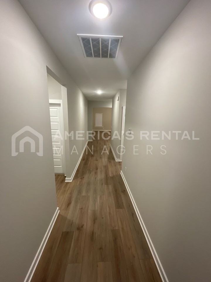 117 Victor Dr - Photo 7 of 44