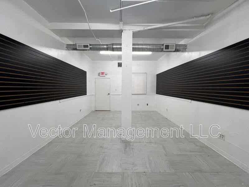 1158 Dixwell Ave - Photo 3 of 8