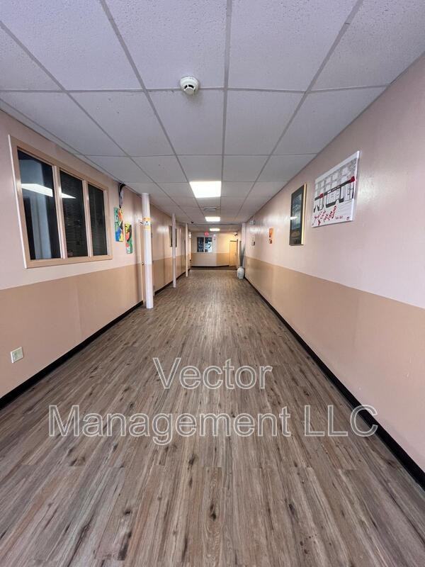 1158 Dixwell Ave - Photo 6 of 8