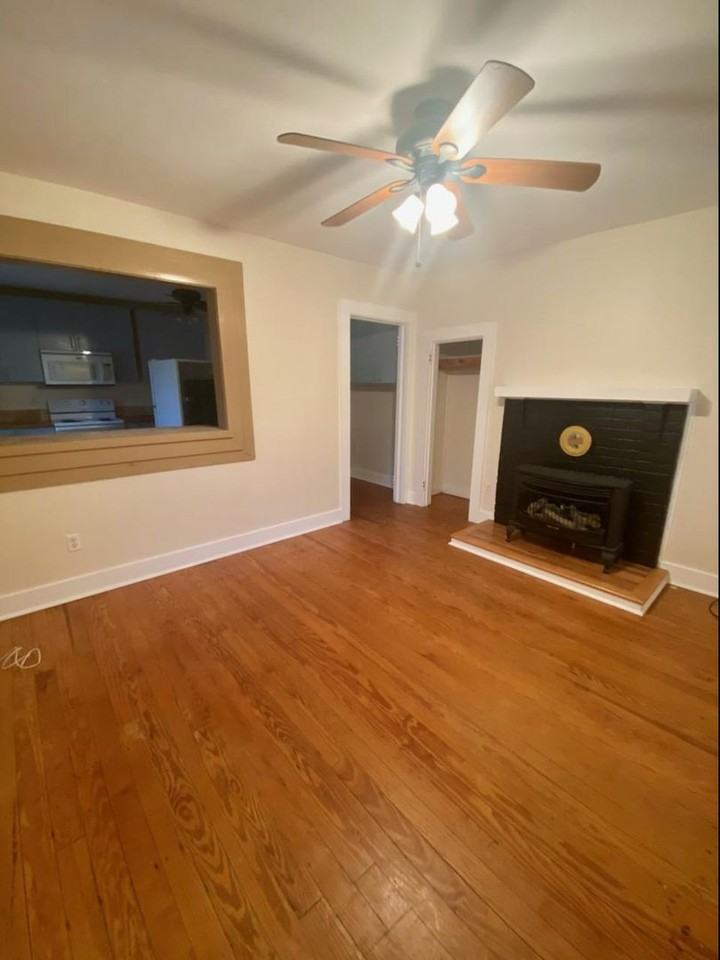 103 Morgan St - Photo 2 of 12