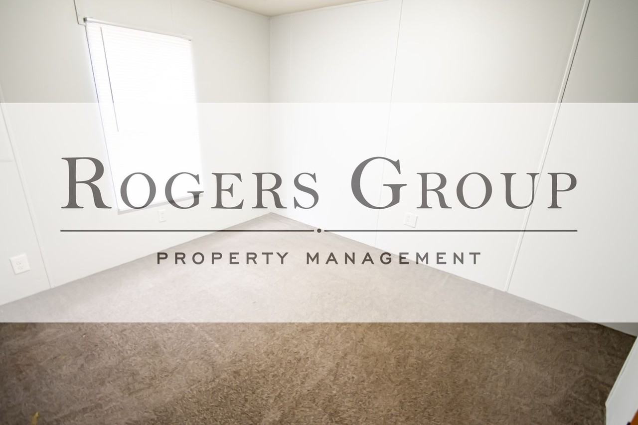 1592 E Coachway Dr #6 - Photo 3 of 7