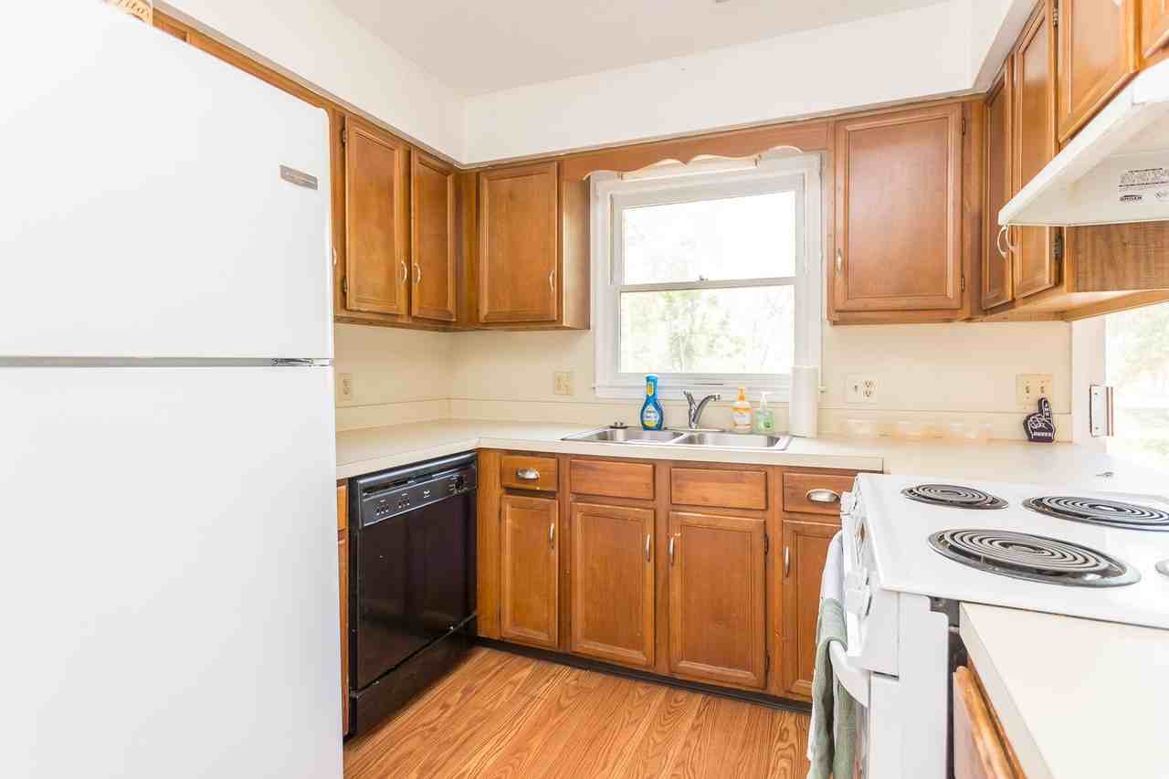 1126 Mountain View Dr - Photo 5 of 41