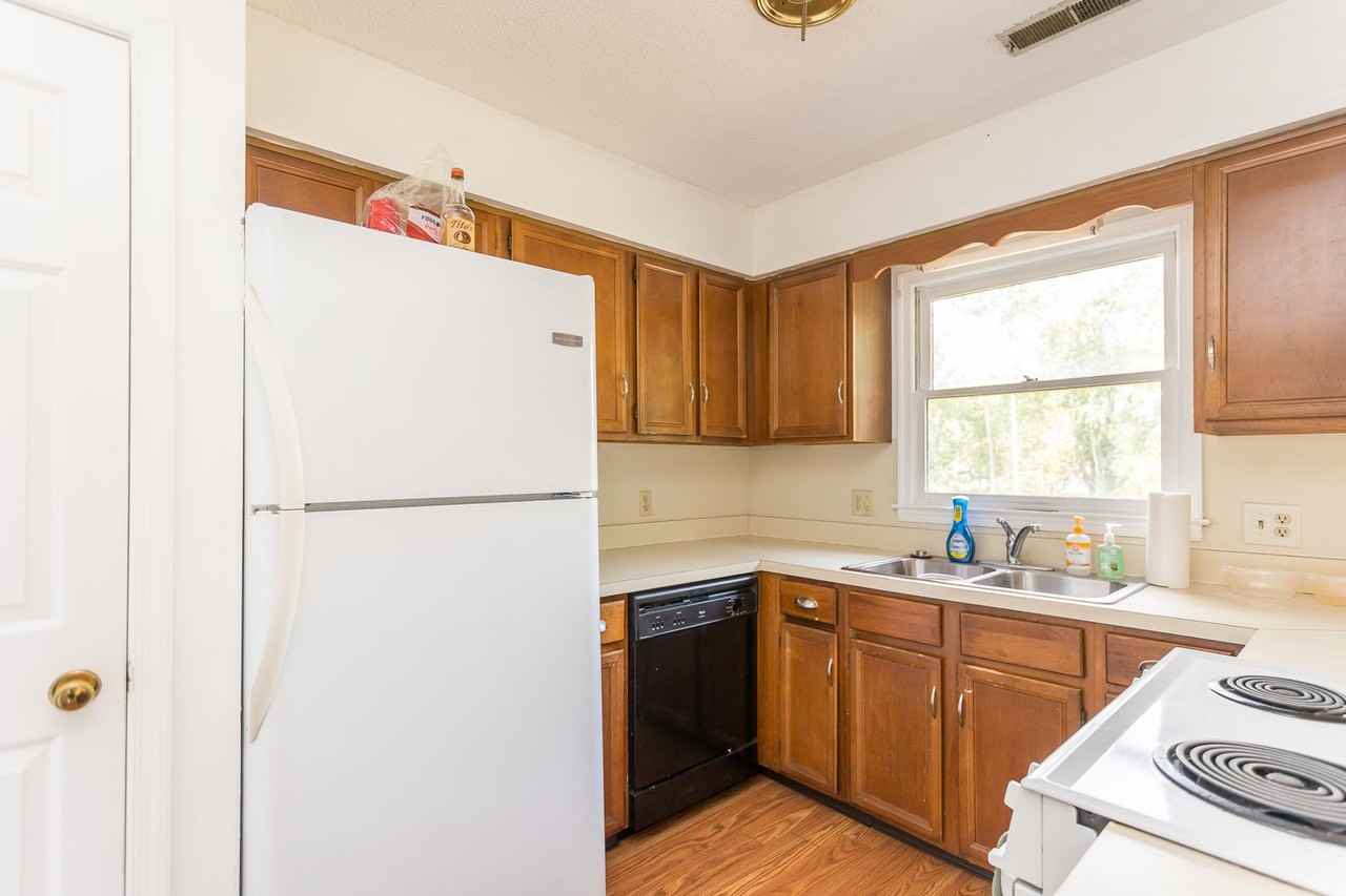 1126 Mountain View Dr - Photo 6 of 41