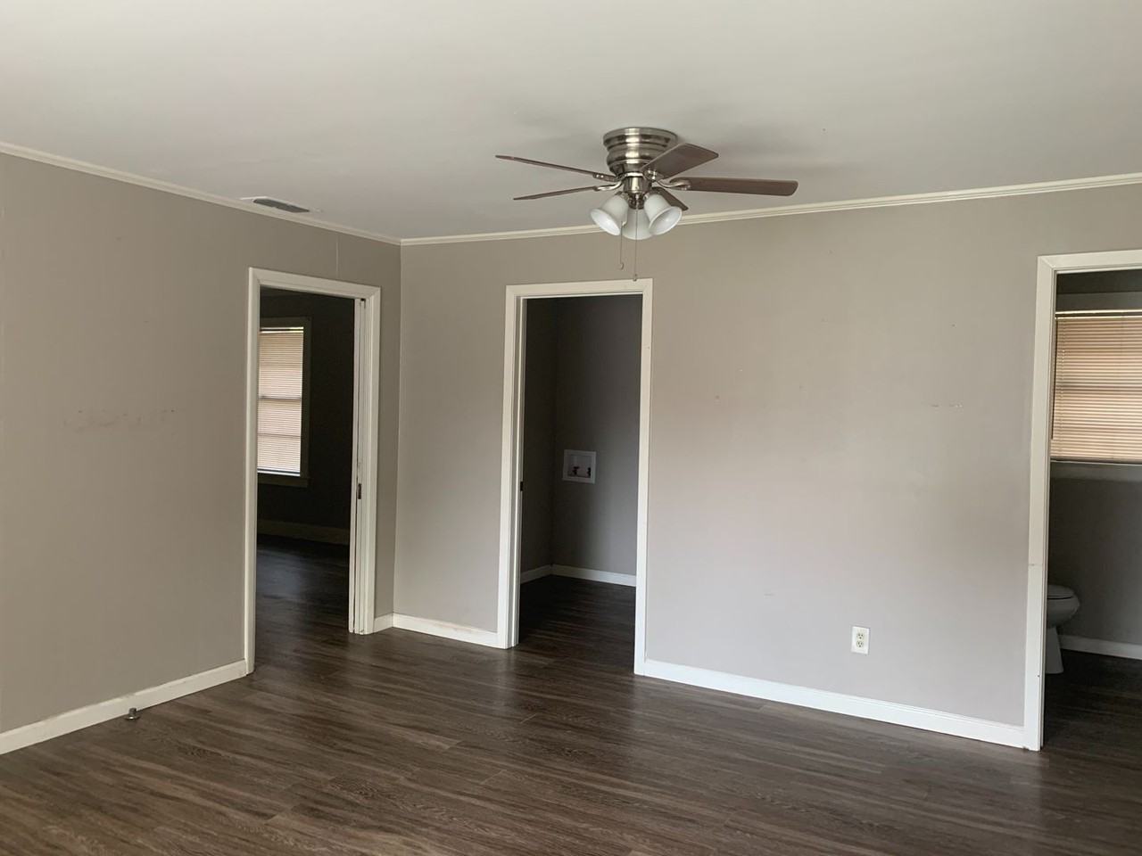 3411 Pinecrest St - Photo 3 of 8