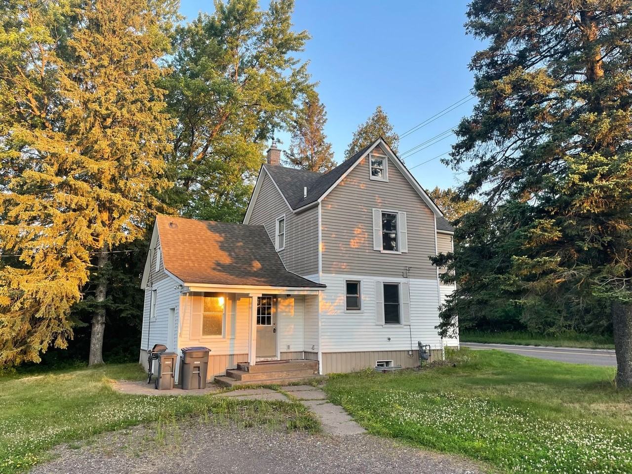 2002 W Arrowhead Rd - Photo 2 of 16