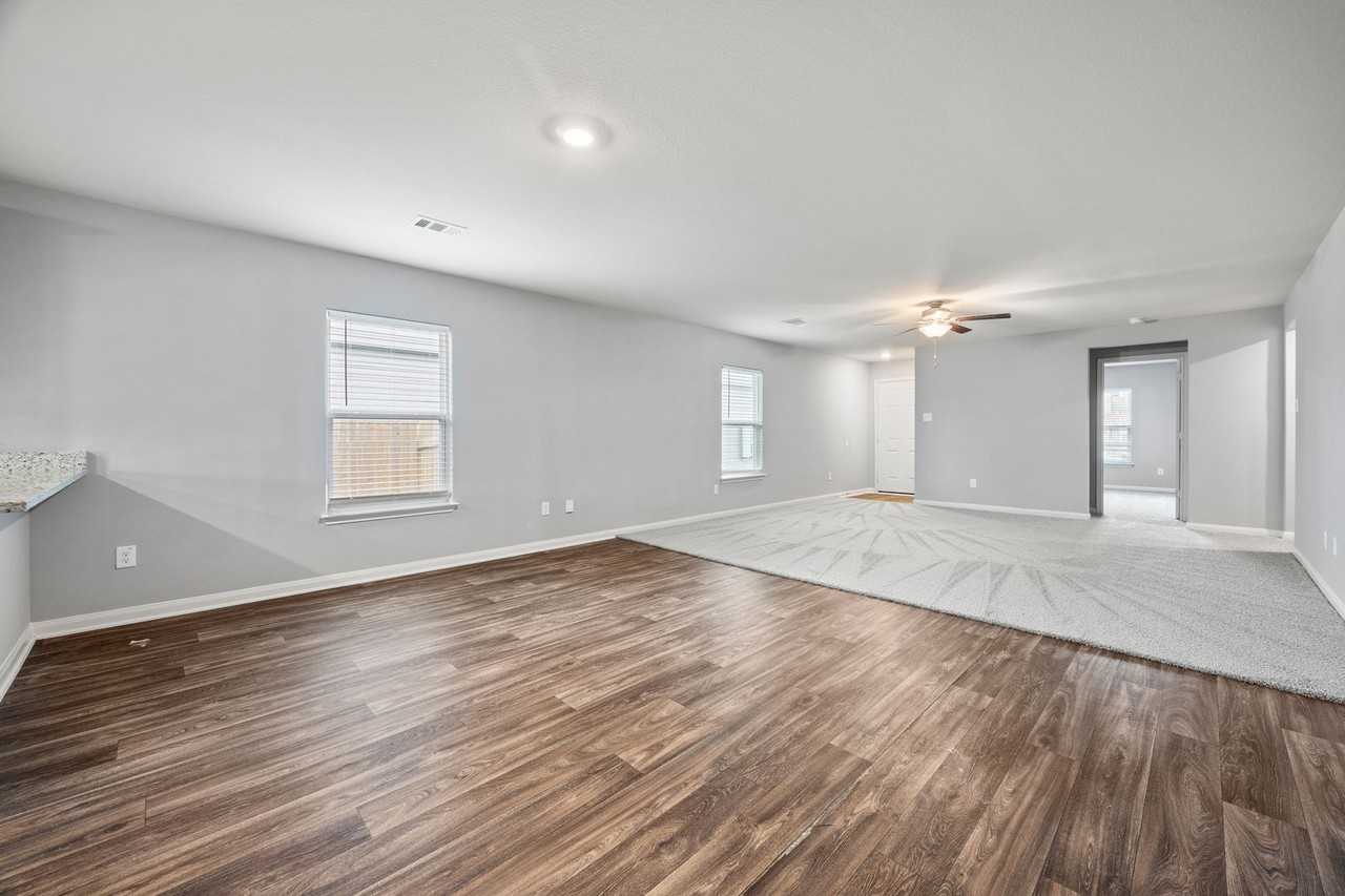 18736 Speculator Ln - Photo 3 of 16