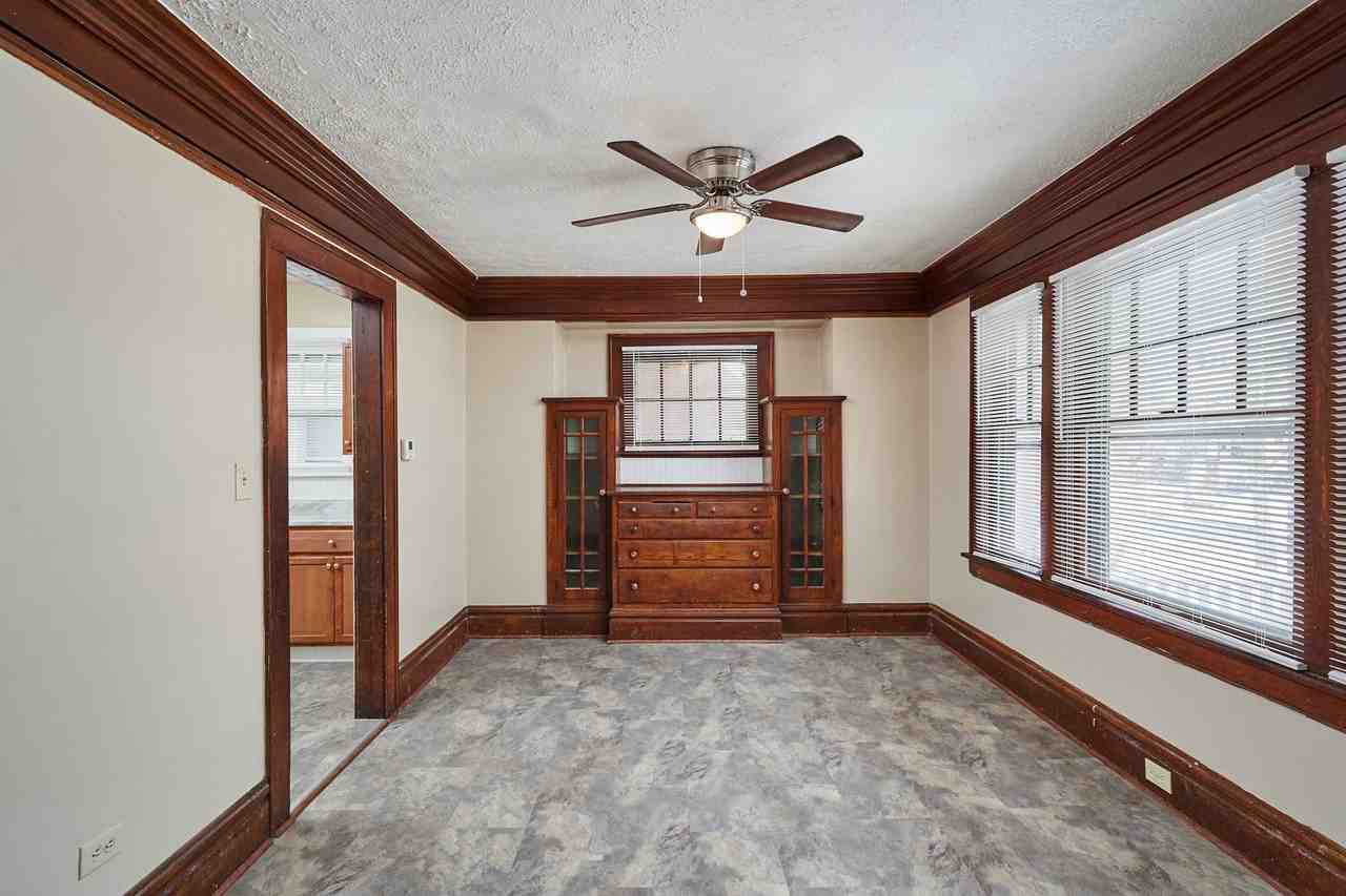 346 Beechwood Dr - Photo 2 of 17